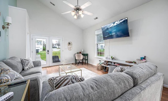 Durham House | Convenient Duke: Family-Friendly 3 Bedroom Escape