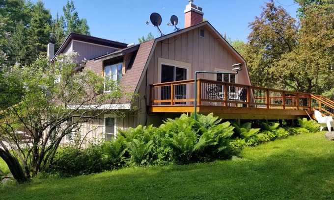 Duluth Cabin | Renovated Duluth North Shore Cabin with Spa & Family Amenities