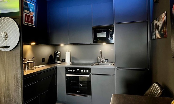 Lembruch Apartment | Discover Relaxation at Dumberdream: Pet-Friendly Retreat