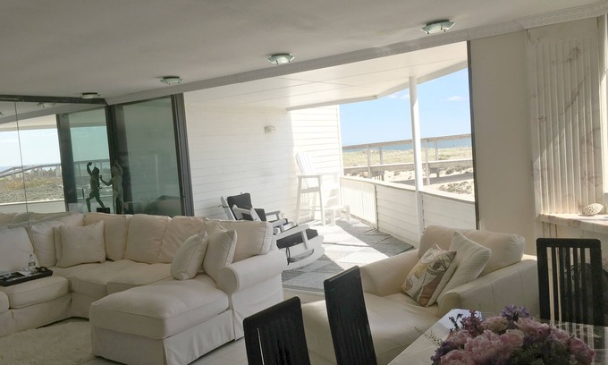 Westhampton Beach Condo | Oceanfront Serenity at Dune Road Westhampton - 10/10 Rated