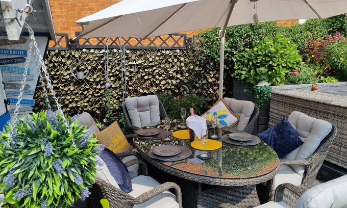 Weston-super-Mare Bed & Breakfast | Discover Dungarvon House B&B with Ocean View & Spa