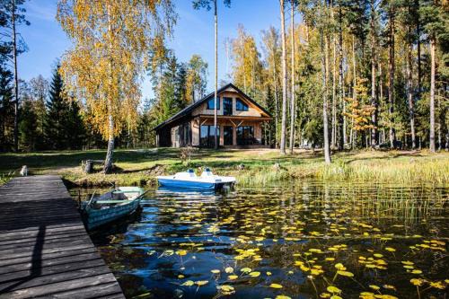 Latgale Villa | Pet-Friendly Duni: Guest Rated 9.7 with Hot Tub & Kitchen