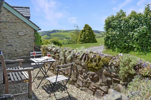 Wheddon Cross House | Discover Dunkery Cottage: Family & Pet-Friendly Retreat
