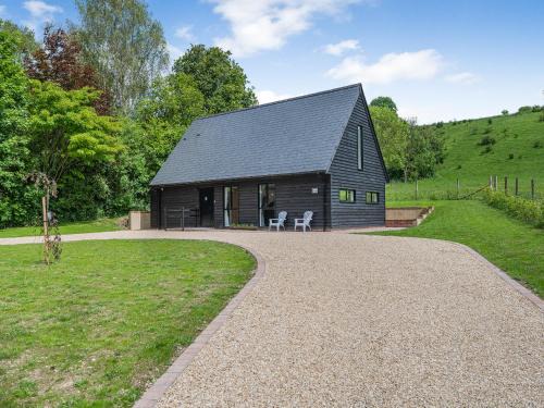 Farley House | Family-Friendly Retreat at Dunley Barn for Memorable Stays