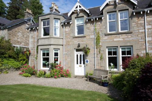 Pitlochry House | Experience Dunmurray Lodge: 4-Star Guesthouse & Loft