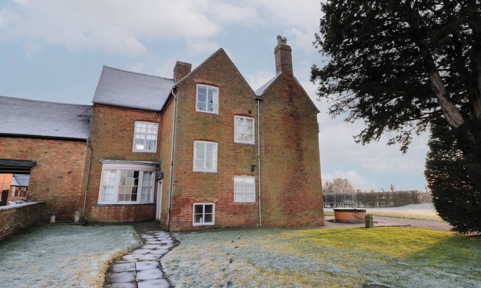 Tamworth Cottage | Dunnimere Farmhouse