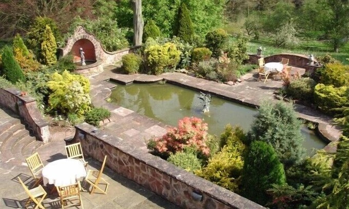 Stourbridge Hotel | Discover Dunsley Hall Hotel: Top-Rated 4-Star Retreat