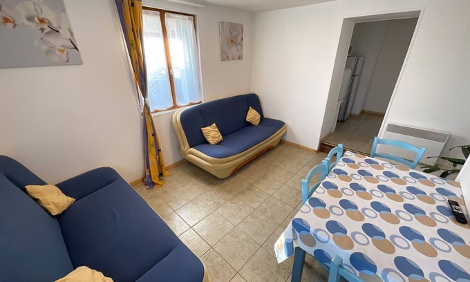 Saint-Martin-en-Campagne Hotel | Duplex-Ensuite with Shower: Family-Friendly Comfort Awaits