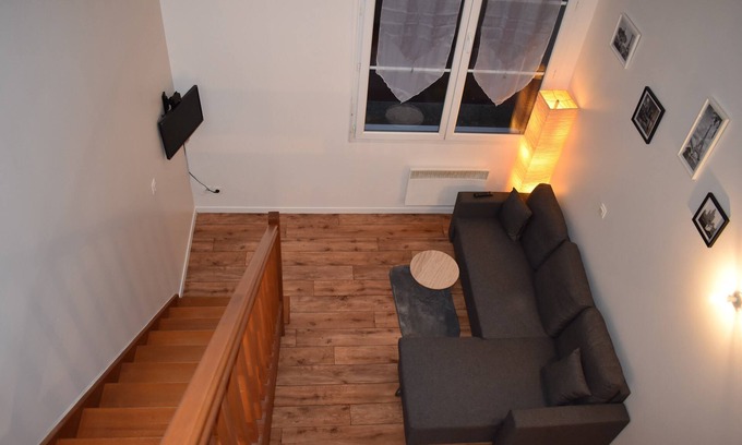 Montevrain Apartment | Convenient Duplex Near Disneyland Paris with Breakfast & Kitchen