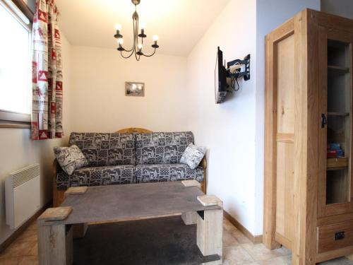 Val Cenis Apartment | Family-Friendly Duplex Steps from Slopes with Parking & WiFi