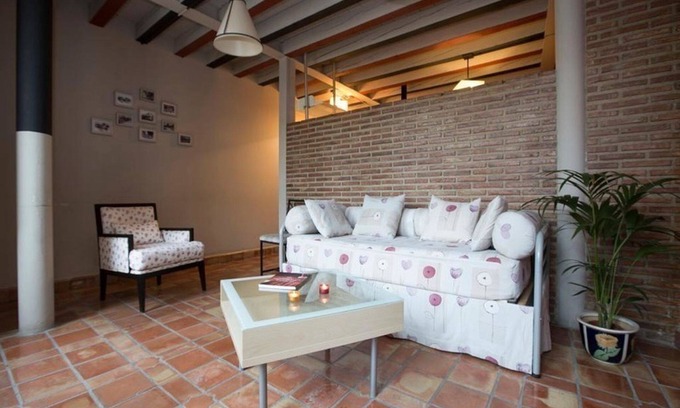 Haro Apartment | Family-Friendly Duplex with Spa in Haro, La Rioja