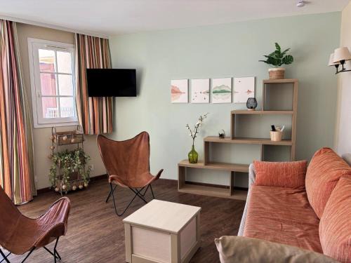 Cap Esterel Apartment | Incredible 3-Room Duplex with Sea View & Pool Access