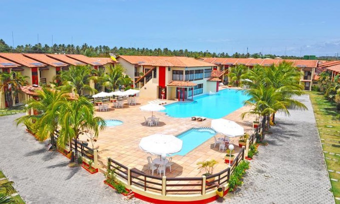 Taperapua Beach House | Elegant Duplex with 3 Suites in Condomínio Jerusalém