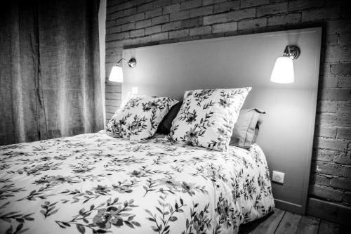 Saint-Flour Apartment | Charming Duplex in the Heart of the City - Family Friendly