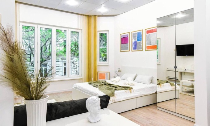 Sofia City Center Apartment | Central Studios in Sofia with Family-Friendly Amenities