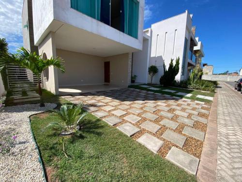 Recanto da Sereia House | Elegant Duplex in Guarapari with Private Pool & Ocean View