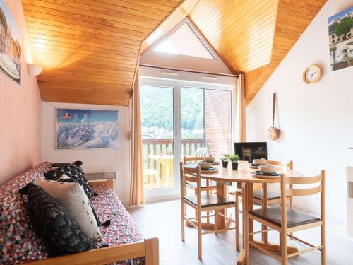 Saint-Lary-Soulan Apartment | Sunny Duplex for 6 with Balcony & Parking in Saint-Lary