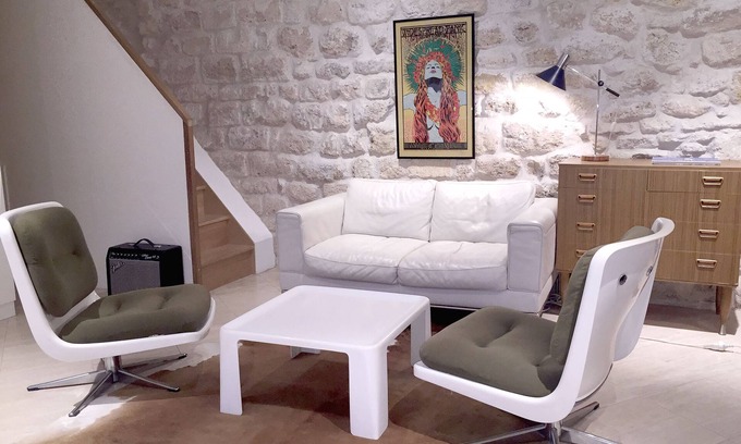 Arsenal Apartment | Elegant Duplex with 2 Bedrooms in Le Marais Center