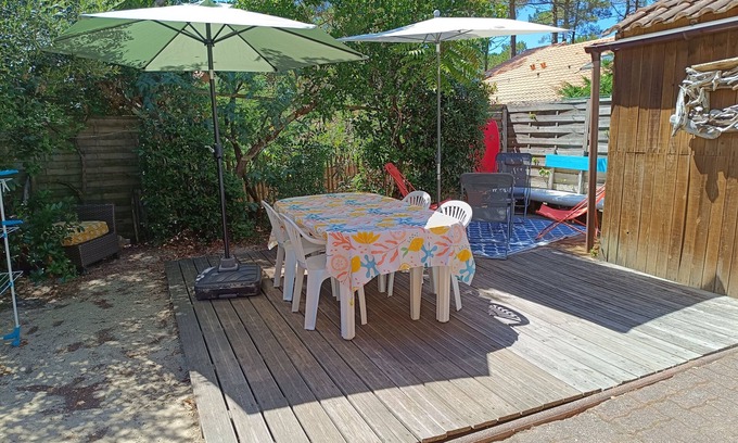 Maubuisson House | Cozy Duplex with Garden, Oceanfront Views & Hot Tub