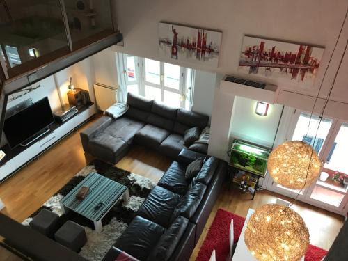 Leioa Apartment | Elegant Duplex Leioa with Oceanfront Views and Child Friendly