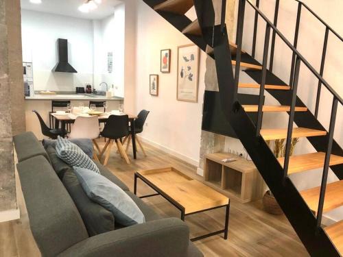 La Trinidad Apartment | Modern Duplex in Málaga-Centro: Pet & Child Friendly Stay