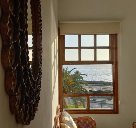 Puerto de Tazacorte Apartment | Oceanfront Duplex ORION: A 4-Star Family-Friendly Getaway