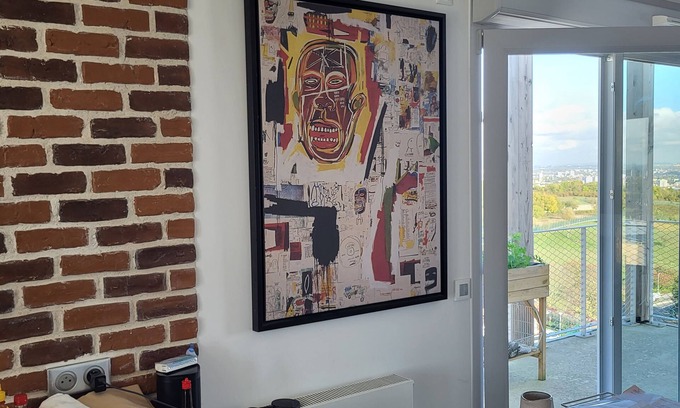 Romainville Apartment | Duplex with a Parisian View: 10 Min from Porte des Lilas