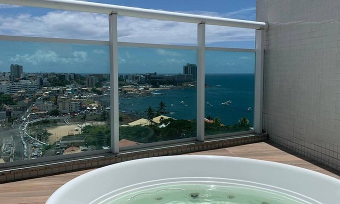 Rio Vermelho Apartment | Elegant Duplex Penthouse with Private Pool in Ondina
