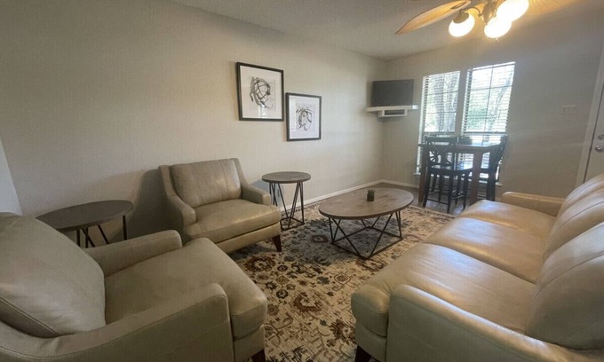 Denison Cabin | Inviting Duplex Cabin with Lake Views on Texoma: Cabin 218