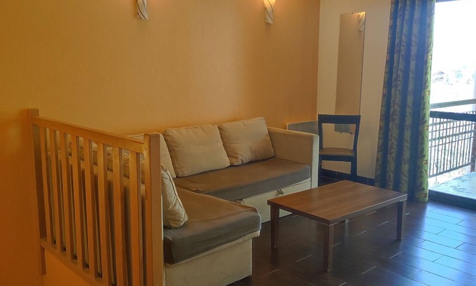 Jausiers Apartment | Family-Friendly Apartment Jausiers with Pool & Spa Access