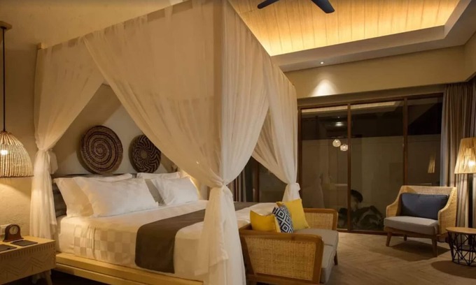 Pemenang Villa | Duplex Villa with Private Pool & Beach Access Awaits You