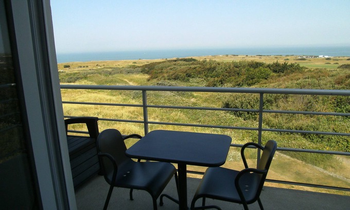 Wimereux Apartment | Oceanfront Duplex with Breathtaking Sea and Dune Views