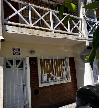 Santa Teresita House | DuplexNico