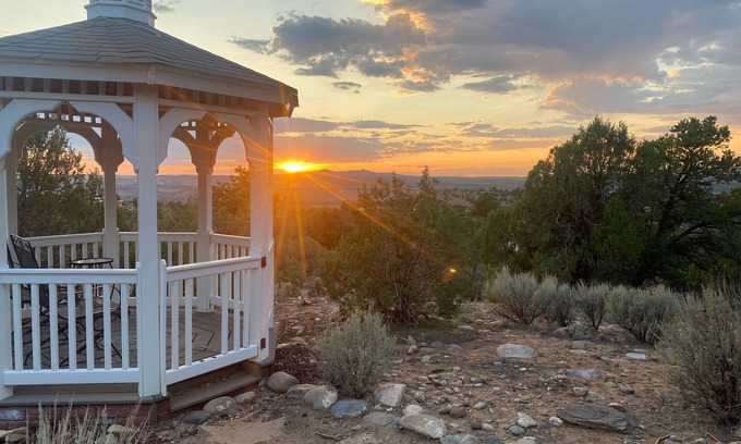 Aztec House | Durango, Aztec: Your Family-Friendly Retreat on the Mesa