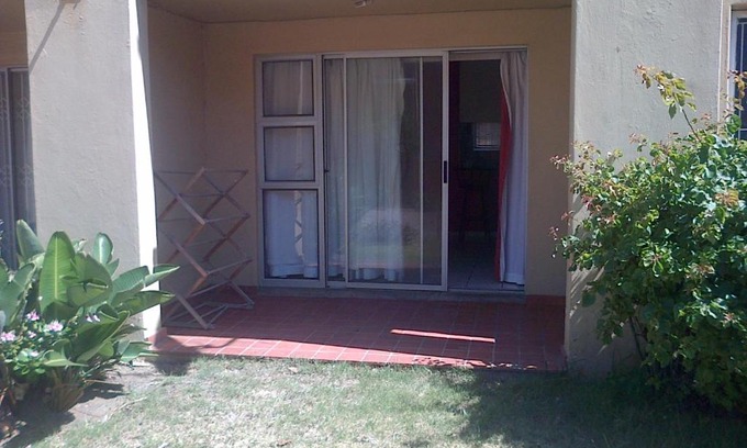 Durban Beachfront Apartment | Discover Durban Accommodation at 118 Summersands with Pool