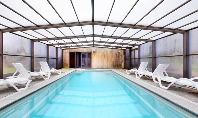 Septon Villa | Serene Villa Retreat with Pool and Spa Amenities