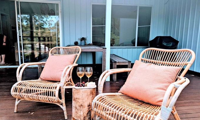 South Durras House | Relax at Durras Beachside Gem with Oceanfront Amenities
