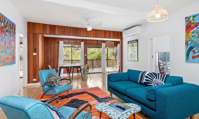 South Durras Cottage | Cozy Durras Cottage - Steps from the Beach & Ocean View