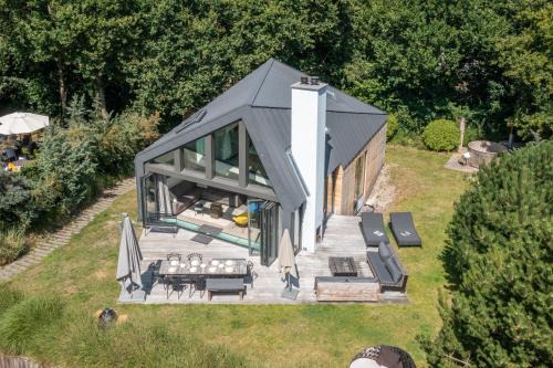 De Koog Villa | Relax at Duynzoom 5: Pet-Friendly Oceanfront Retreat