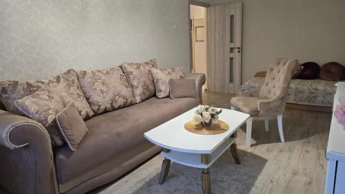 Taurage Apartment | Spacious Two-Bedroom Apartment with Family-Friendly Perks