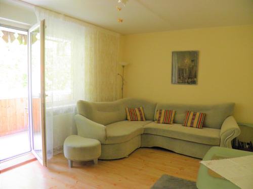 Juodkrante Apartment | Perfect Oceanfront Stay at Two-Bedroom Monika Apartment