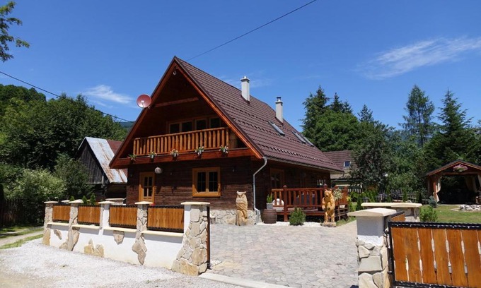 Myto pod Dumbierom Apartment | Dvojapartmánová drevenica Mýto
