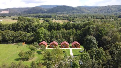 Miedzylesie House | Family-Friendly Retreat at Dwór Piotra i Pawła