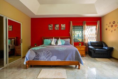 Mandeville Apartment | Dw apartments with garage and hot tub