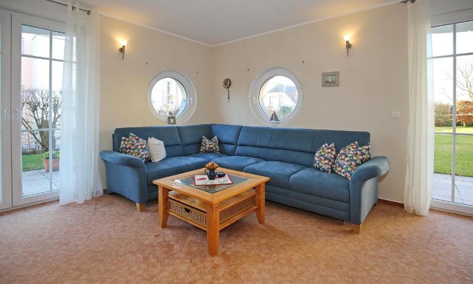 Redewisch Apartment | Family-Friendly Dwarslöper Wohnung 05 with Guest Rating of 9.5