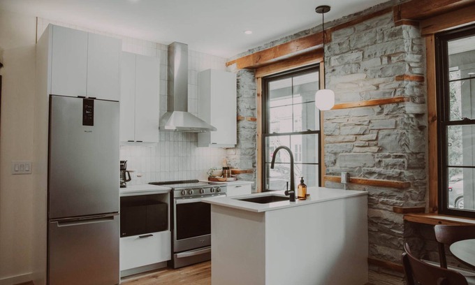 Inner Harbour Apartment | Discover Dwell Aparthotels: 4-Star Retreat with Spa & Breakfast