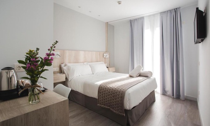 Soria Hotel | Discover DWO Ábaster: Family-Friendly with Top Amenities