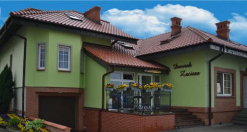 Wrzesnia House | Cozy Dworek Zacisze: Family-Friendly Stay with Breakfast