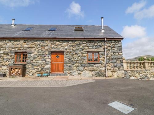 Tywyn House | Experience Dysynni: 5-Star Getaway for Families & Pets