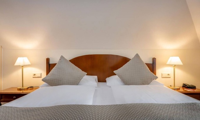 City Centre Salzburg House | Top-Rated Hotel am Mirabellplatz with Family-Friendly Amenities